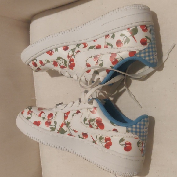 Youth Nike Air Force 1 cherry sneakers sz 5Y shoes - Picture 10 of 12